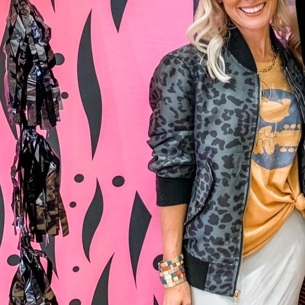 Leopard bomber jacket
